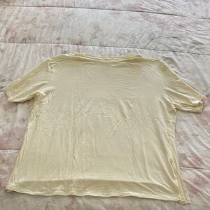 Lululemon Athletica Light Yellow Short Sleeve Tee